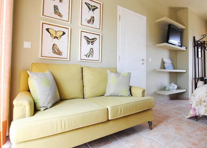 Pentathlon Villas