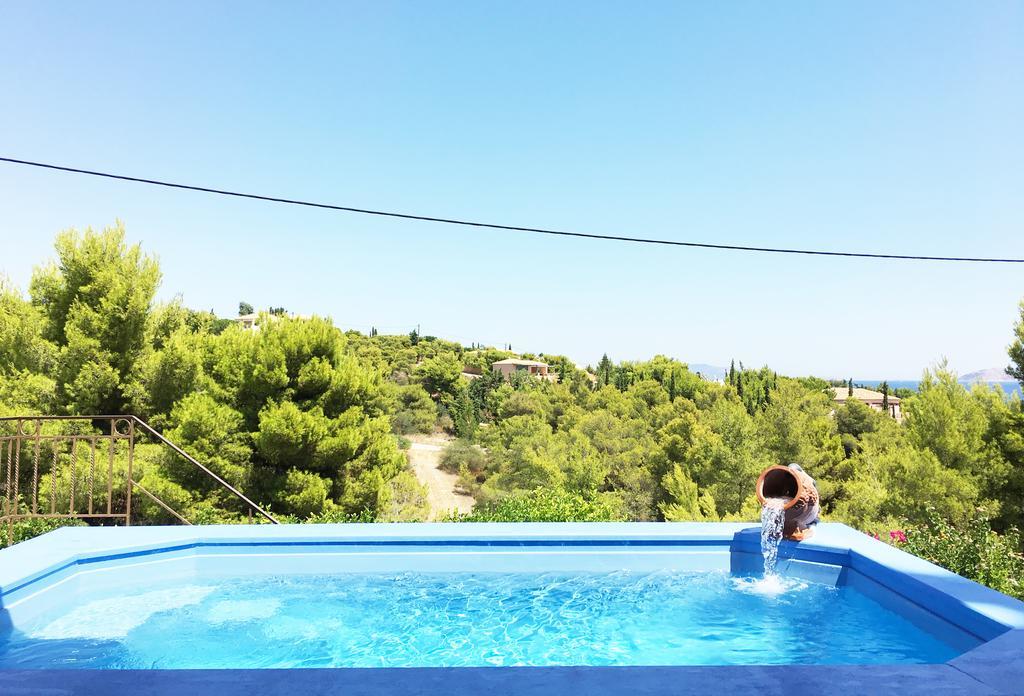 Pentathlon Collection Villa Porto Heli